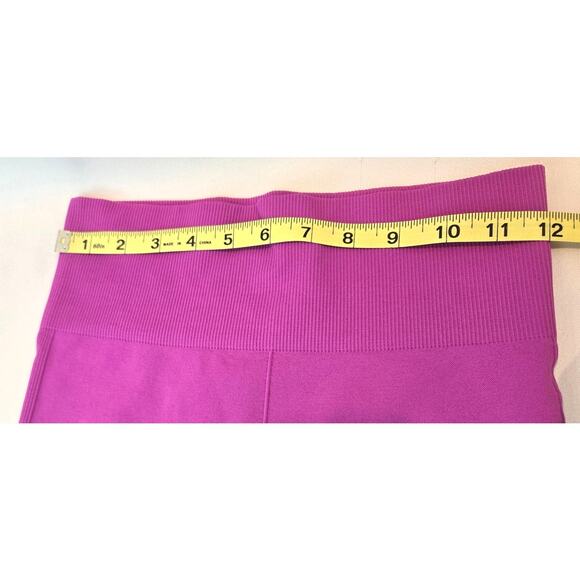 Lululemon Wunder Train High Rise Shorts Size 4 Plum - Picture 5 of 5